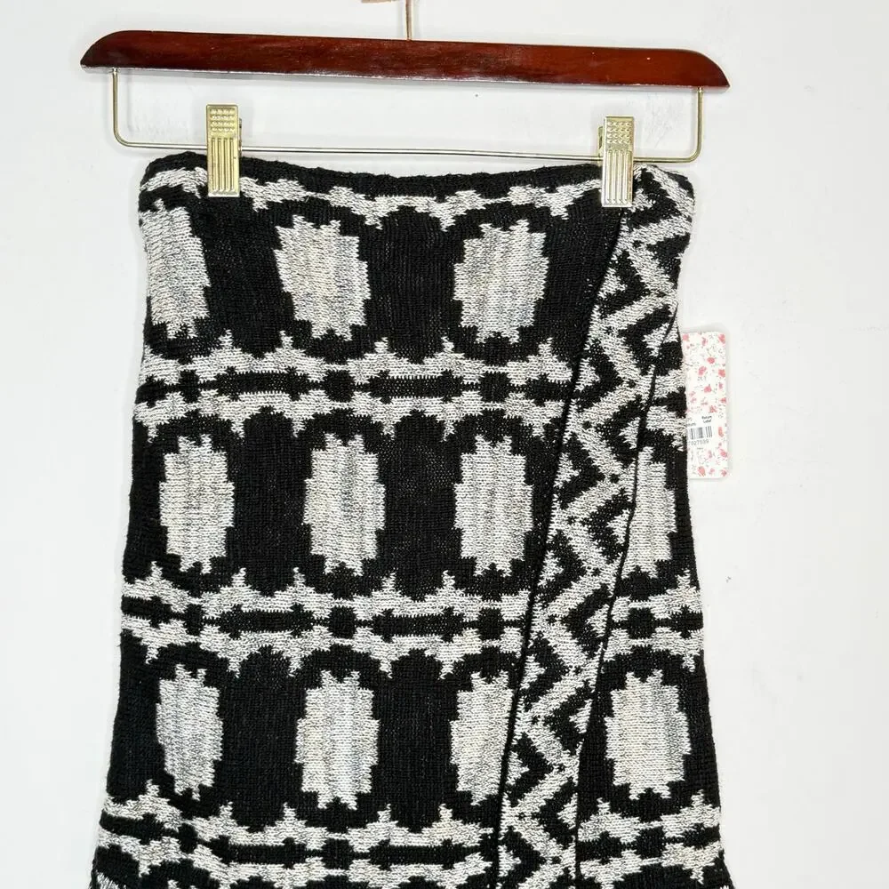 Free People Sweater Mini Skirt Size S Black White Boho‎ Festival Western Chic